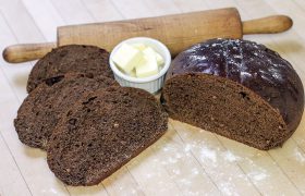 Zehnder's Black Russian Rye Bread