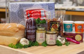 Zehnder's Deluxe Deli Gift Box