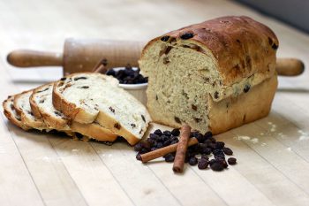 Raisin Cinnamon Bread - Image 3