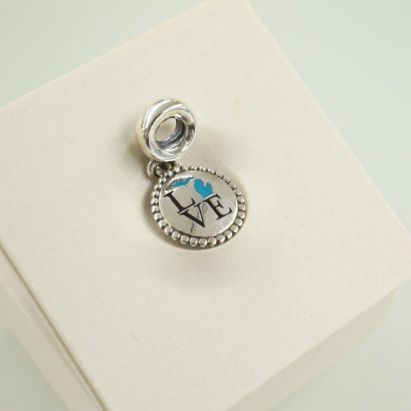 beautiful pandora charms